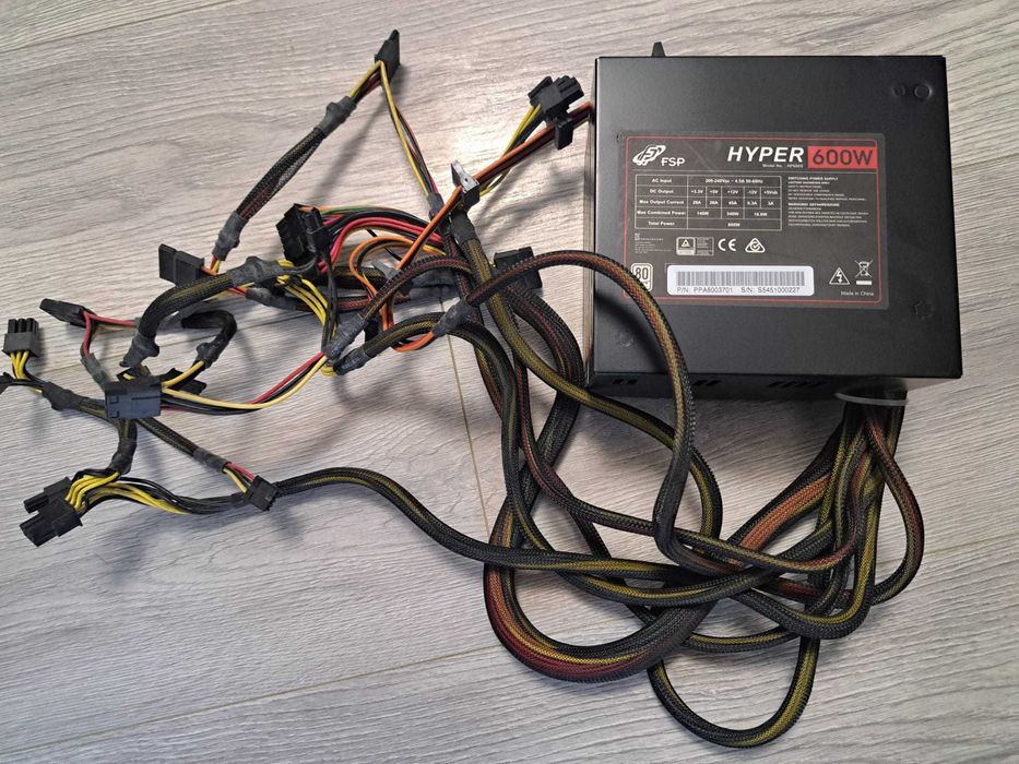 Sursa Gaming FSP HYPER 600 model HP600S putere 600W eficienta 85+