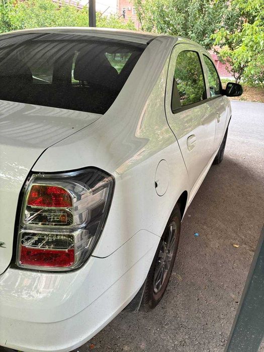Chevrolet Cobalt Midnight 2025