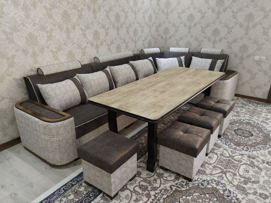 Gostinoy ugalok noviy