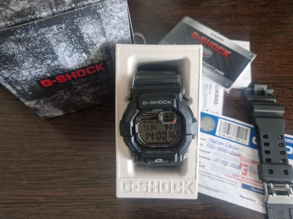 Часы Casio G-Shock GD350-1ER
