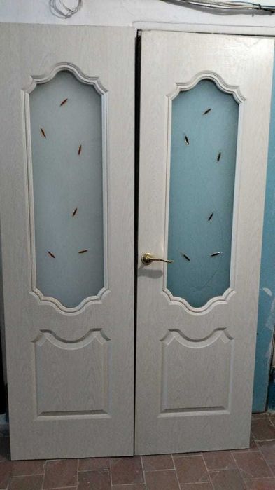 Продам Двери  парные для зала, 2 шт