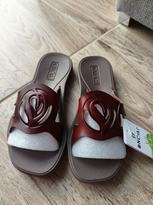 ONCAI Șlapi pentru femei, mărimea 36 EU noi in cutie