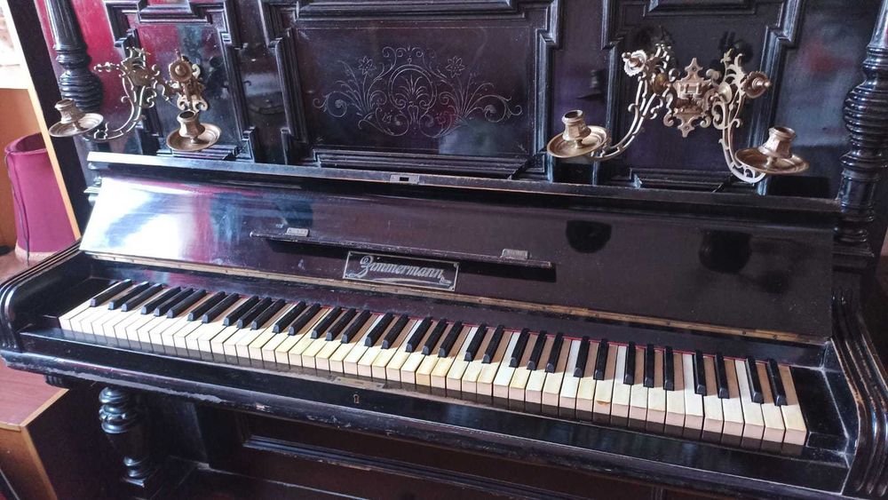 Продается пианино Zimmermann (без подсвечников)