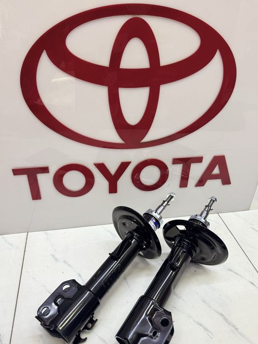 Амартизатор передние Toyota Yaris