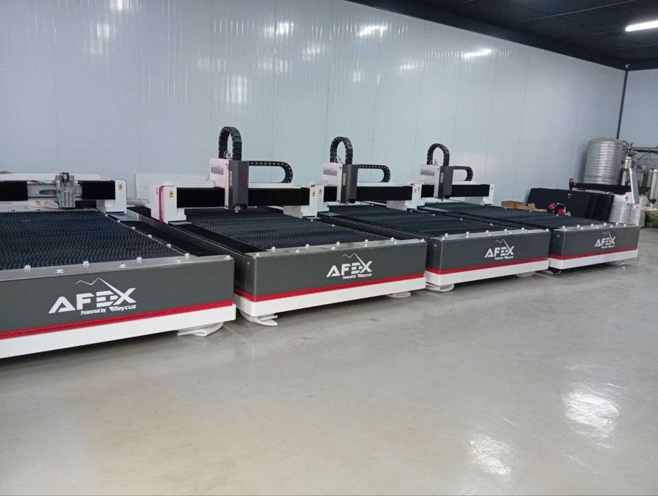6000W 6 metrlik metall lazer stanok – Лазерный станок 6 киловатт