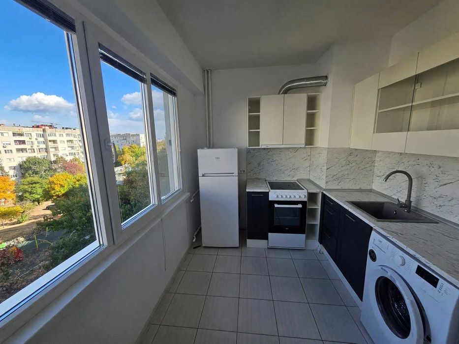 Дава се под наем Двустаен апартамент в София, Център - 61 кв.м за 499 € - Снимка #1