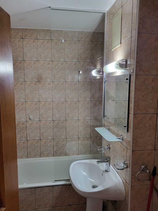 Garsoniera de inchiriat Str. Carpaților