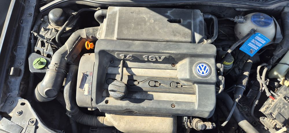 Dezmembram Volkswagen Polo 1.4 benzina AUA