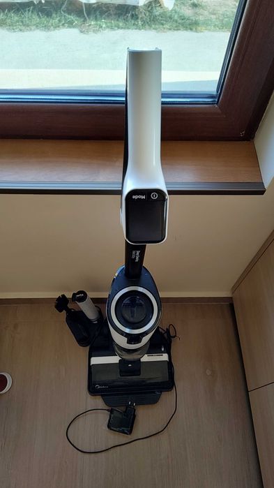 Прахосмукачка за сухо и мокро чистене Мидея