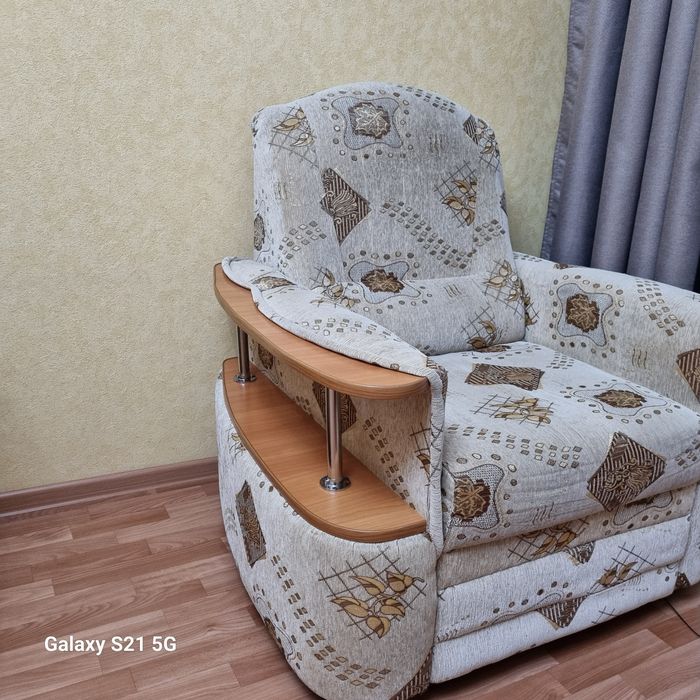 Диван угловой с креслом