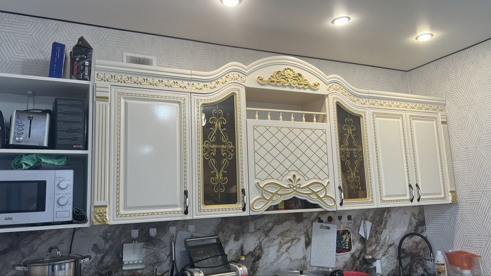 Куханный гарнитур