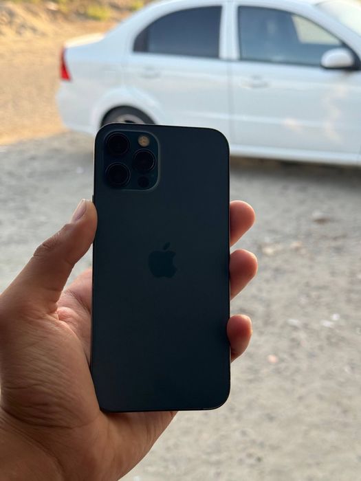 Iphone 12 pro. Ideal. Vakum.