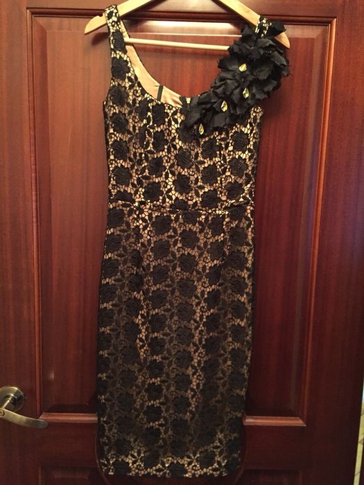 Элегантное платье