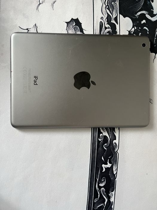 продам айпад 1 мини