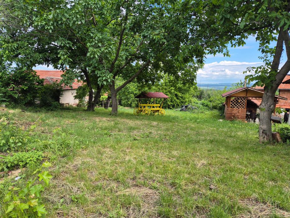 Продава се Къща в с. Пресяка, Област Ловеч - 680 кв.м за 53 €/кв.м - Снимка #9