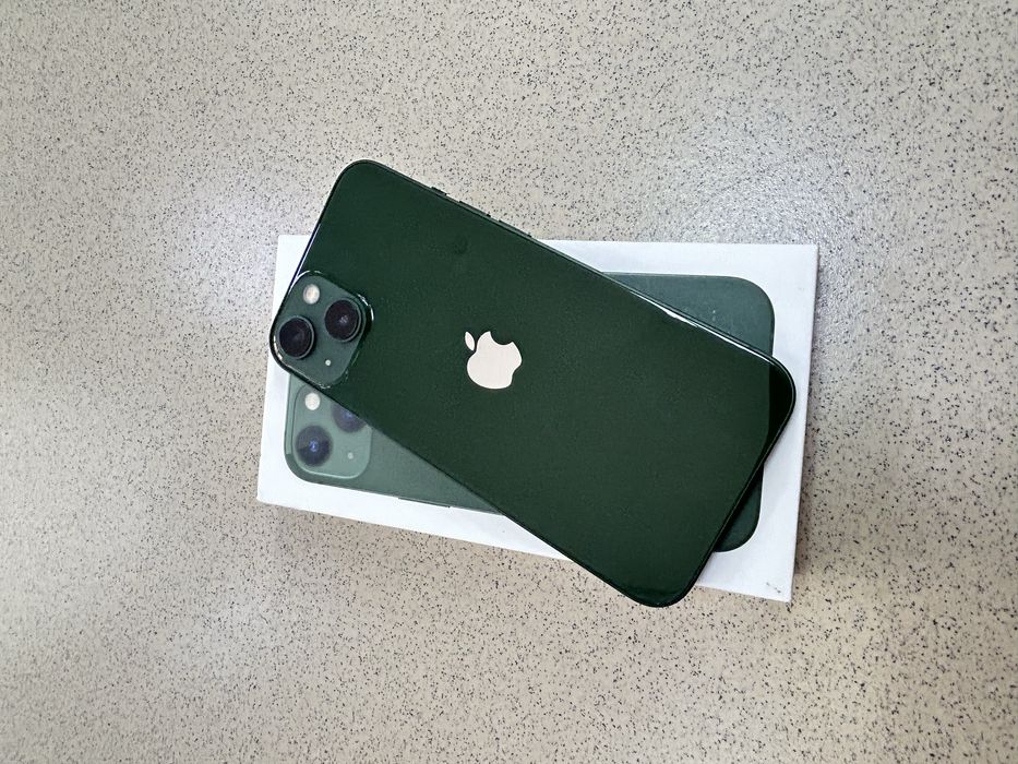 Продам iphone 13