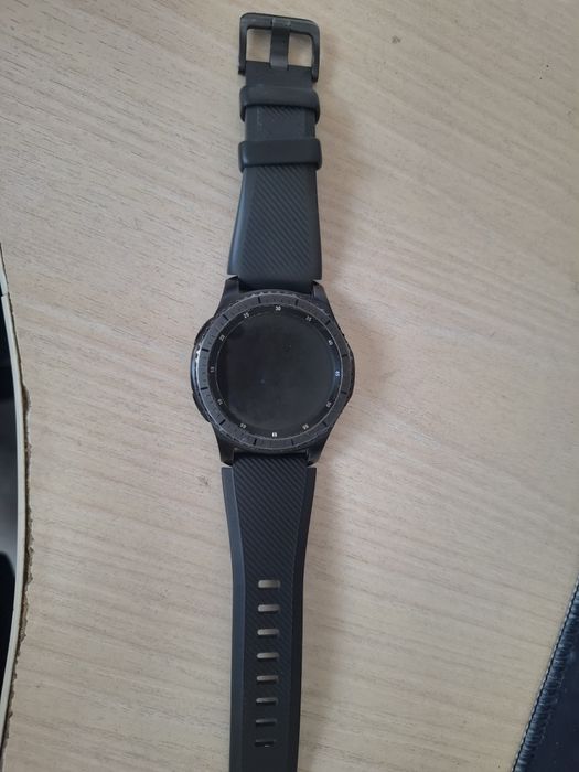 Продам часы samsung gear s3 frontier