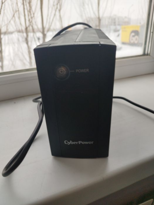 Продам УПС безперебойник