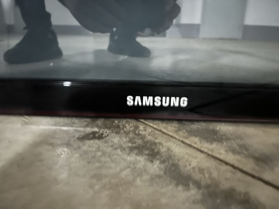 Продам телевизор