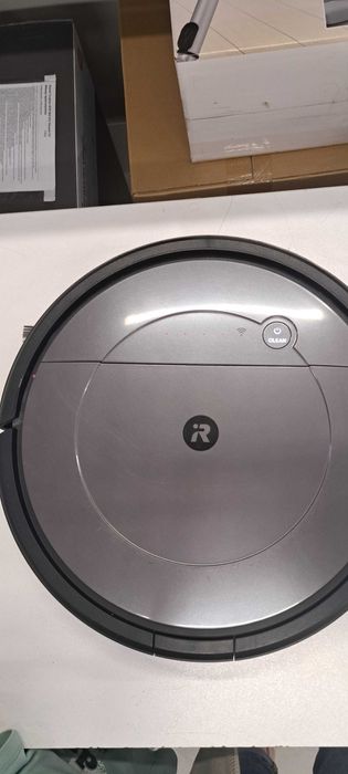 Прохосмукачка Irobot roomba combo в гаранция.