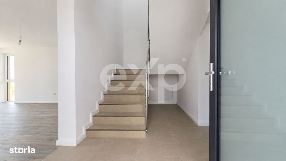 Casa noua, curte, 2 parcari · Tractorul Brasov · 339.500 € TVA inc