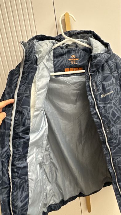 Разные куртки . Дешево