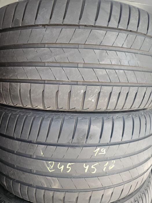 Гуми 245/45/18 дот19