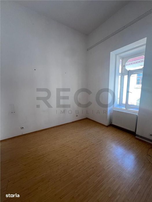 RECO Apartament ultracentral, loc de parcare privat inclus plus boxa