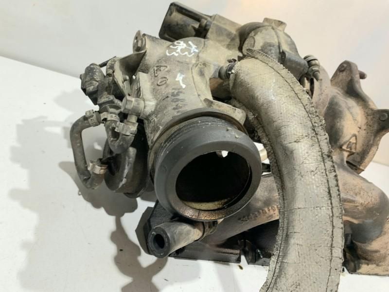 Turbo Volkswagen Golf 5 2.0 tfsi BWA 06F145701D