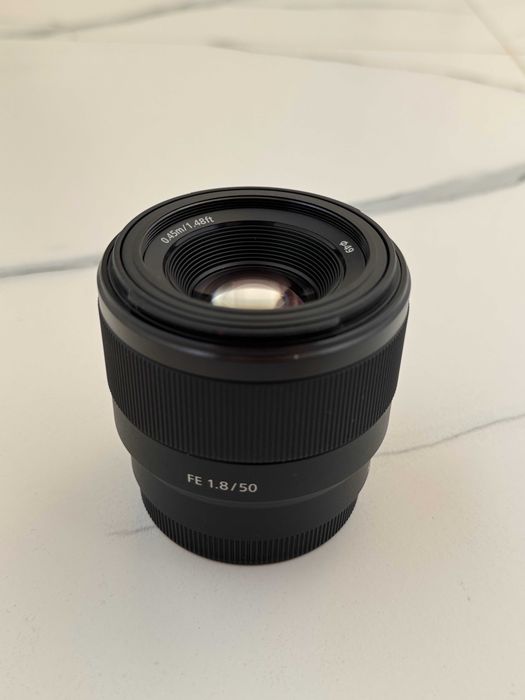 Объектив Sony FE 50mm f1.8 E-mount