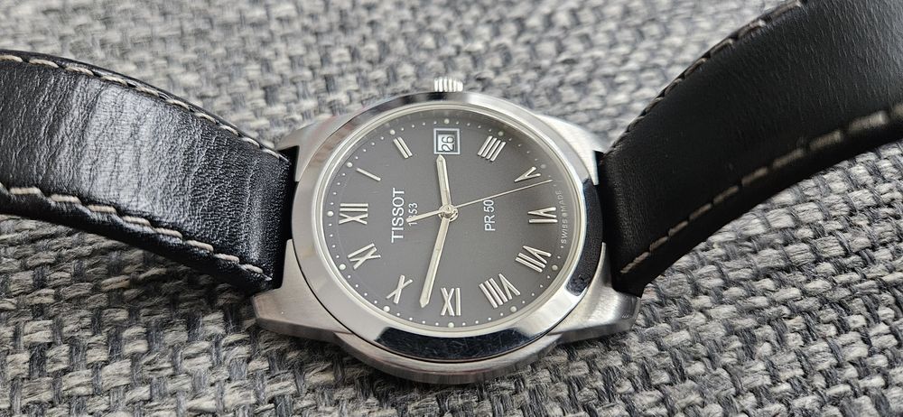 vând ceas TISSOT quartz, 37 mmm, ca nou