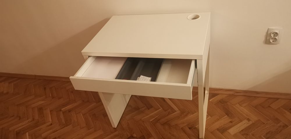 Бяло Компютърно бюро MICKE