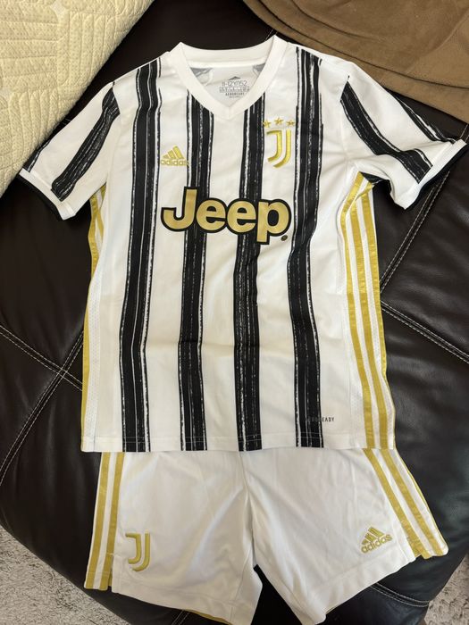 Adidas футболки шорты