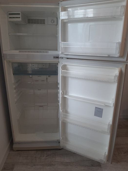 Продам  холодильник
