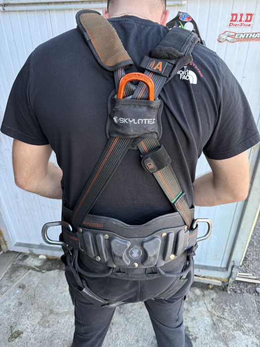 Ham alpinist Am 6 bucati pret pe bucata 300lei