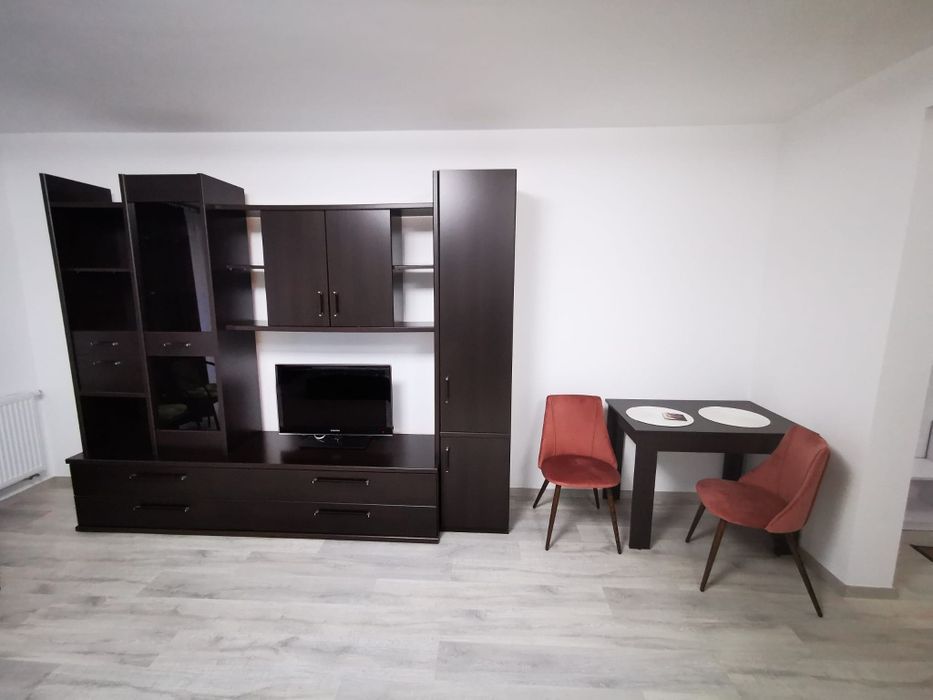 Inchiriez Studio nou – prima închiriere – Green Residence