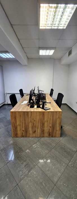 Office обзавеждане