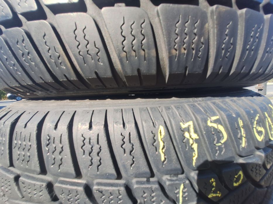 2 anvelope iarna 175/60r16 Dunlop rft Montaj Gratuit