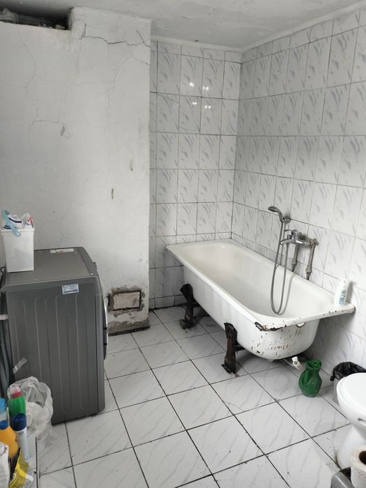 Продается отдельный дом с делимым участком!