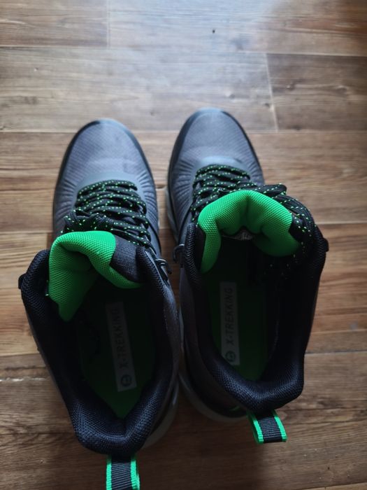 Треккинговые ботинки Kinetix серый