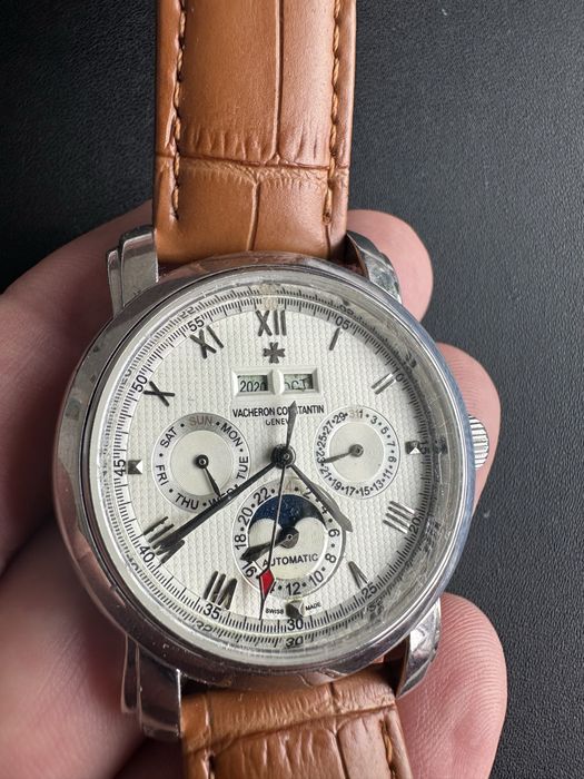 Наручные часы Vacheron Constantin.