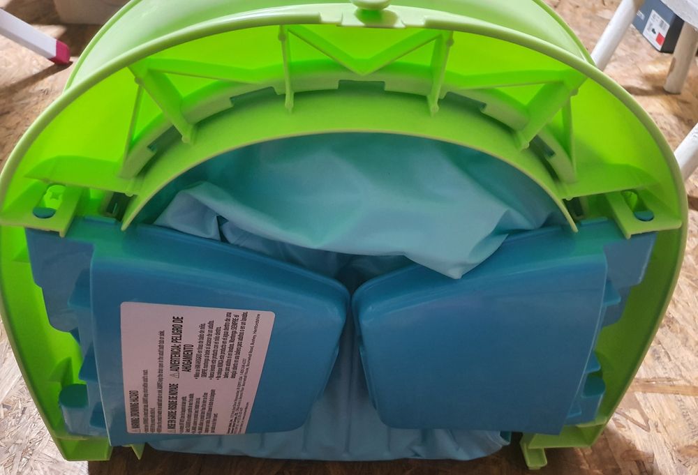 Cădiță bebeluș "0-2 ani", gonflabilă și pliabilă, stare f buna!