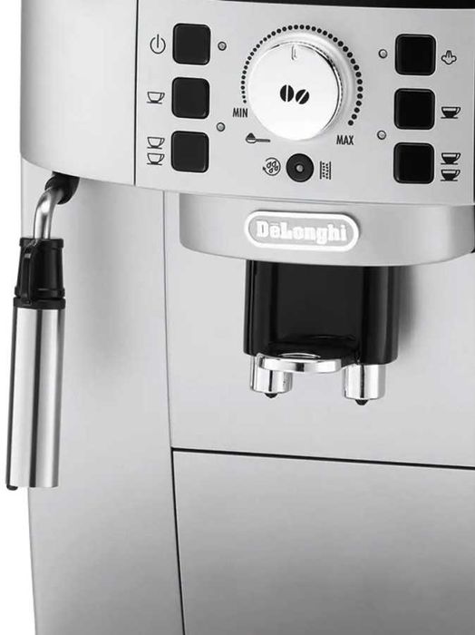 DeLonghi ECAM22.110.SB объем бака воды 1.8 литра новая.