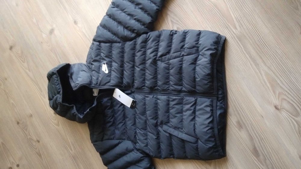 Ново!!! Nike -  яке 147- 158 см