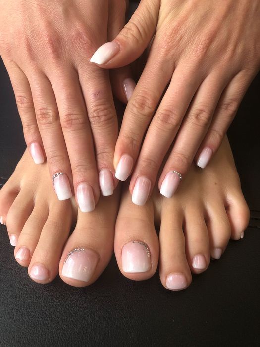 Професионален маникюр с продуктите на Луксио / Luxio nails polish