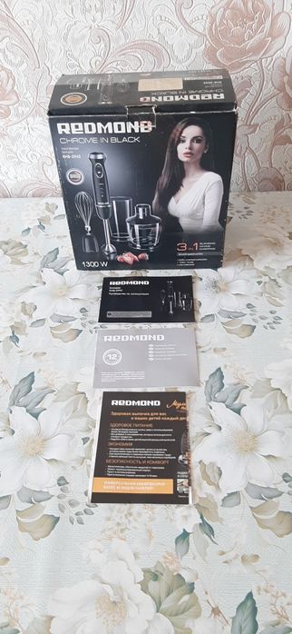 Продам блендер в отличном состоянии.