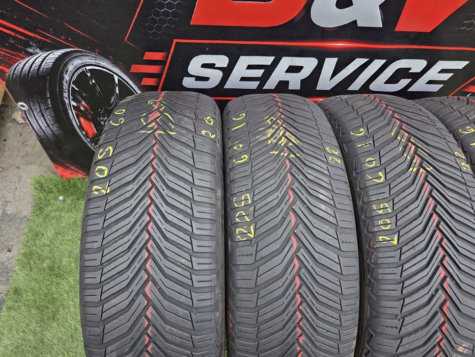 205 60 16 Michelin