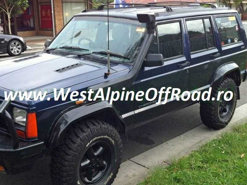 Jeep Cherokee xj 黒 Lifted Jeep Cherokee XJ in Black
