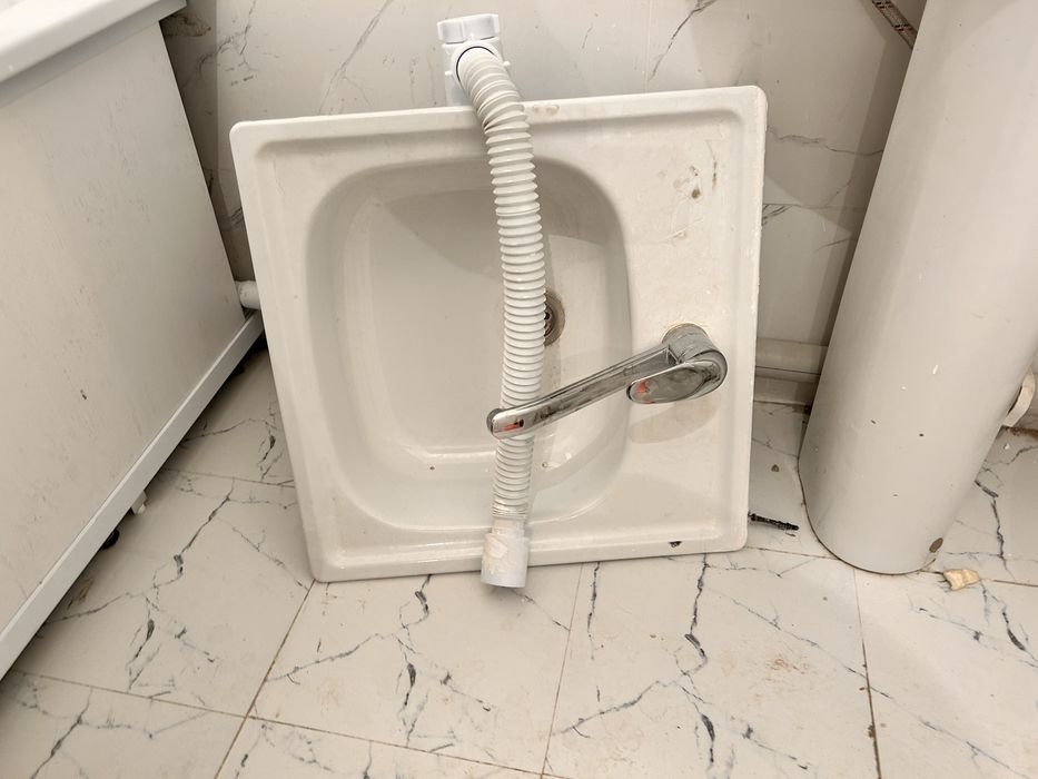 Раковина и смеситель в наборе