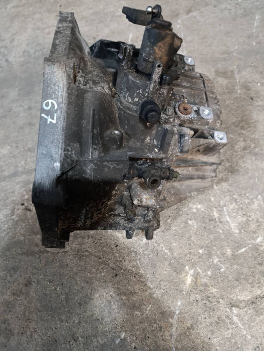 Скоростна кутия 6 степ. Opel Astra H Zafira B 1.9 cdti